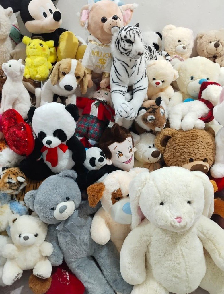 Medium size stuffed toy assortment